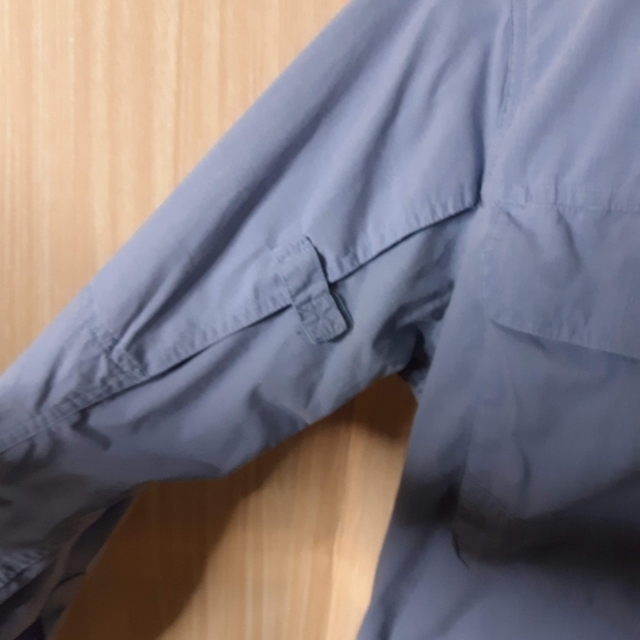 Timberland vented button down shirt. Size Small - Picture 4 of 8